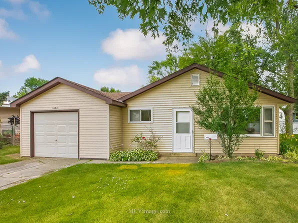 1604 Hosmer Ln, Crest Hill, IL 60403