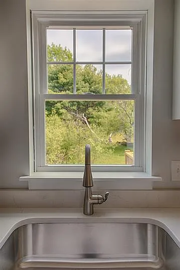 2 Thomas Dr — Photo 5