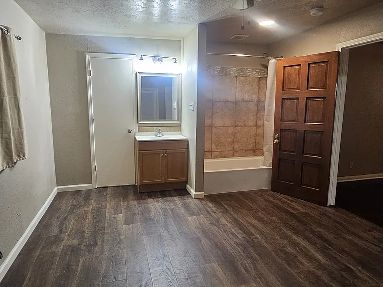 3021 Sunbeam St — Photo 17