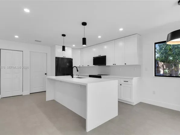 6421 SW 59th Ave, South Miami, FL 33143