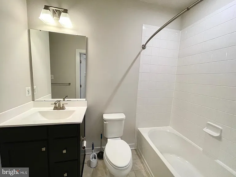 5742 Meadowood St #202 — Photo 14