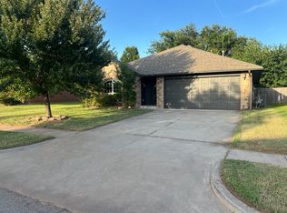 3701 Truman Dr, Norman, OK 73072