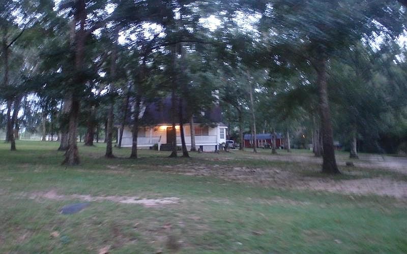 2nd image of 10235 Oak Ln