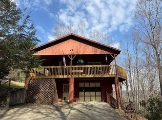 154 Powhatan Trl, Fancy Gap, VA 24328