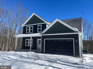 180 Stone Rdg, Albrightsville, PA 18210