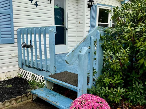 44 Mullica Way, Egg Harbor City, NJ 08215