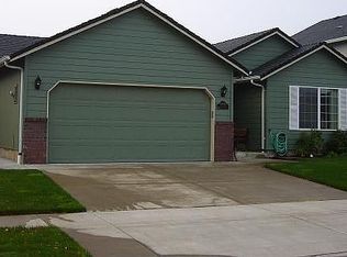 1066 Argon Ave, Eugene, OR 97404