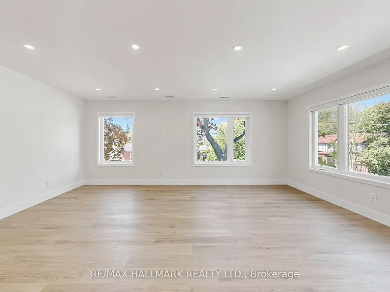 367 Woodmount Ave #2 — Photo 23
