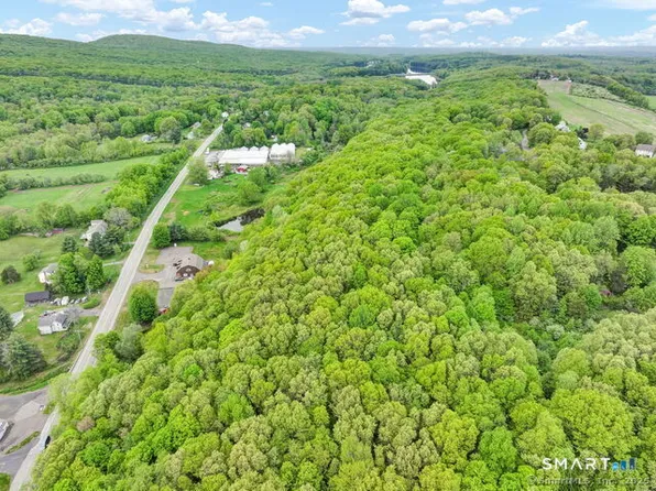 Baileyville Road, Middlefield, CT 06455