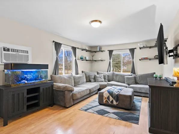 5278 Mobile Trl W, Traverse City, MI 49685