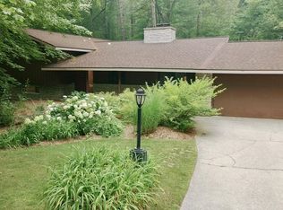 5513 Siebert St, Midland, MI 48640