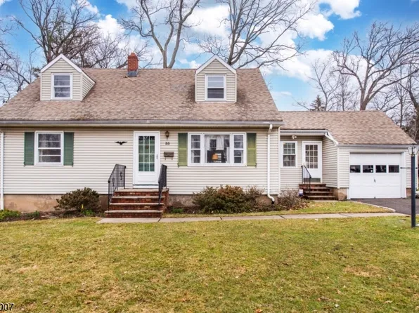 33 Laurel Place, West Caldwell Twp., NJ 07006