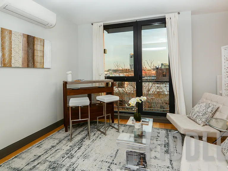 26 West St #4D — Photo 5