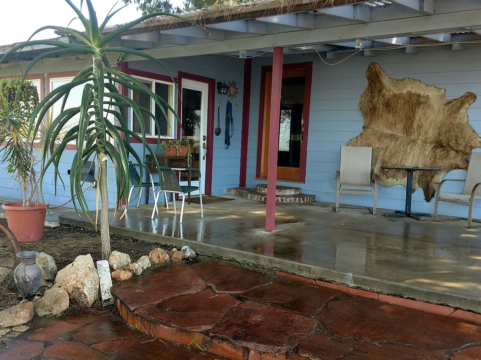 1st image of 2901 Harris Dr