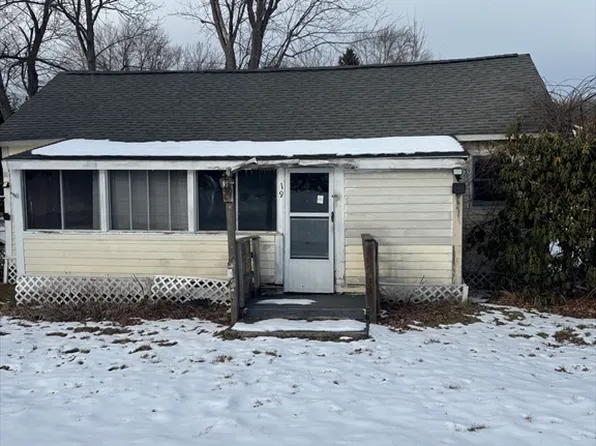 19 Ipswich Dr, Littleton, MA 01460