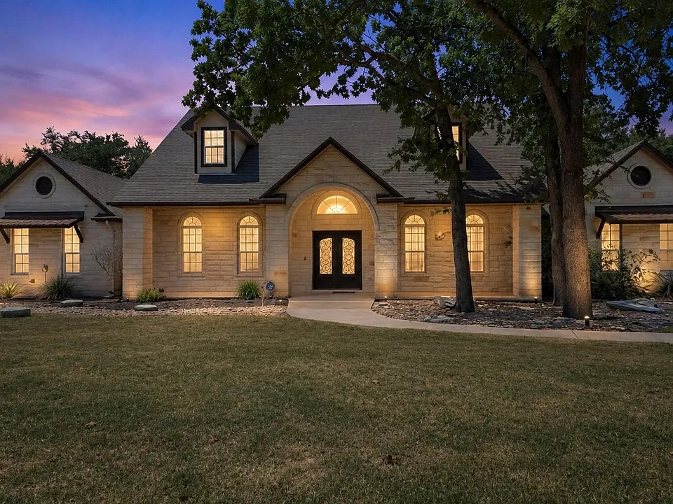 140 Oak Plaza Dr