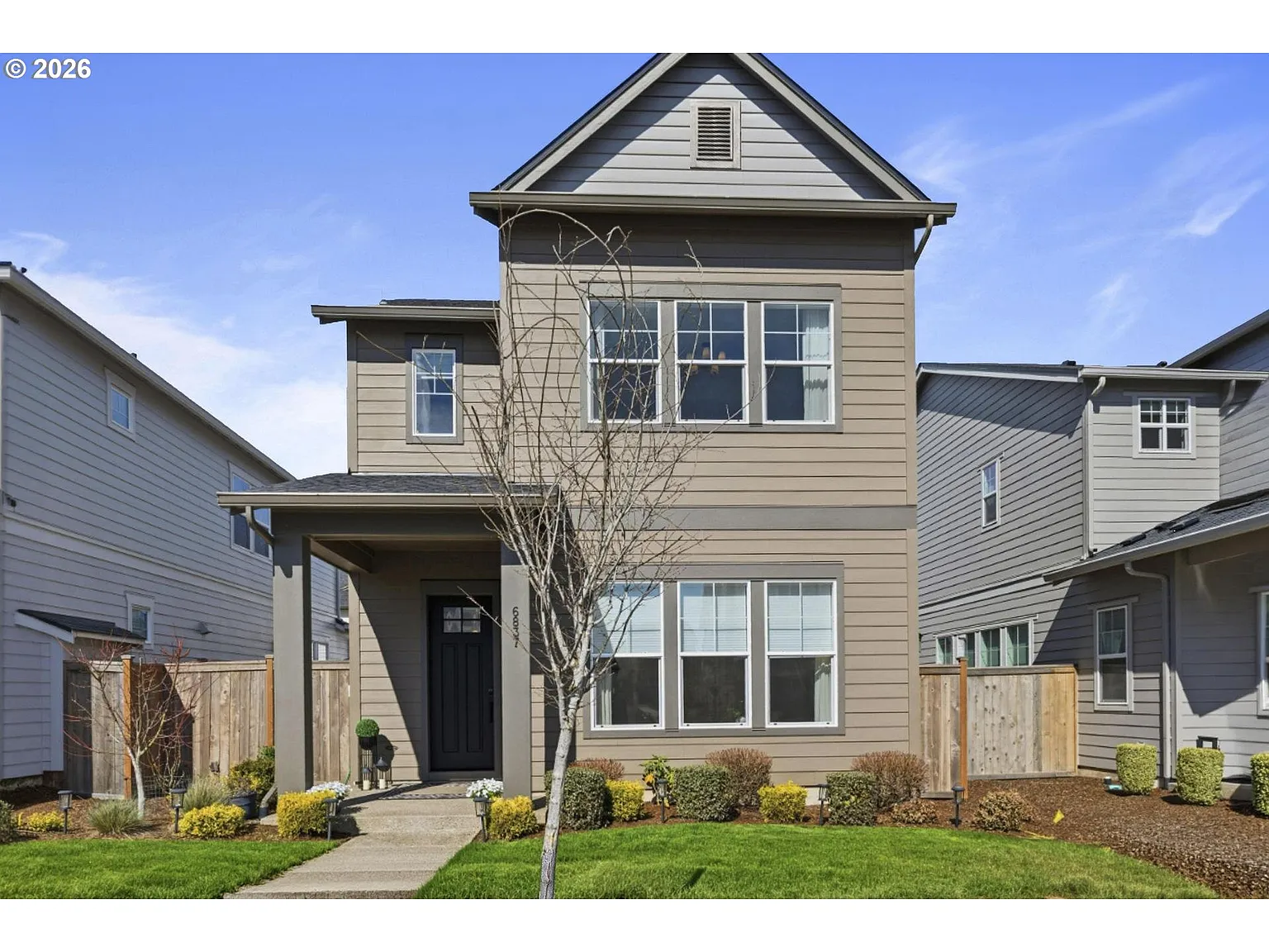 6837 SE Provence St photo 1