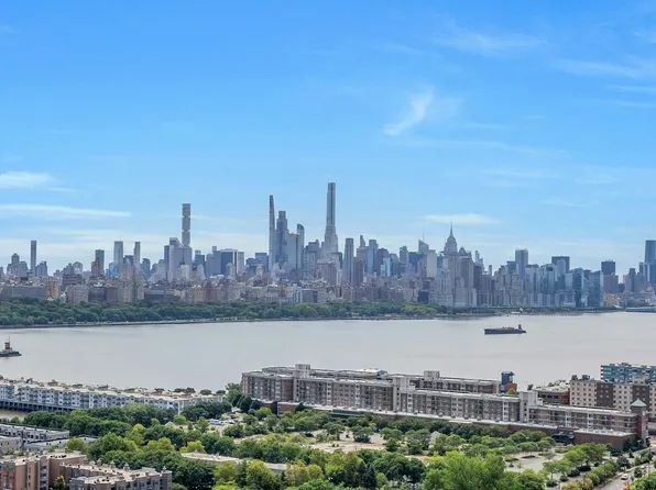 320 Adolphus Avenue image 4 of 43