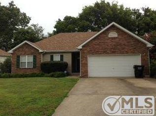 421 Cyprus Ct, Clarksville, TN 37040