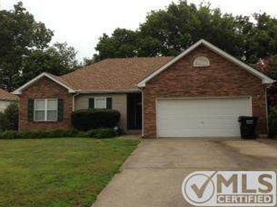 421 Cyprus Ct, Clarksville, TN, 37040