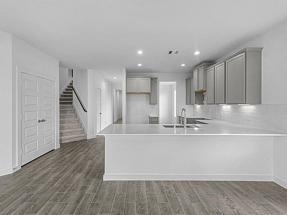 2nd image of 3130 Spitfire Dr