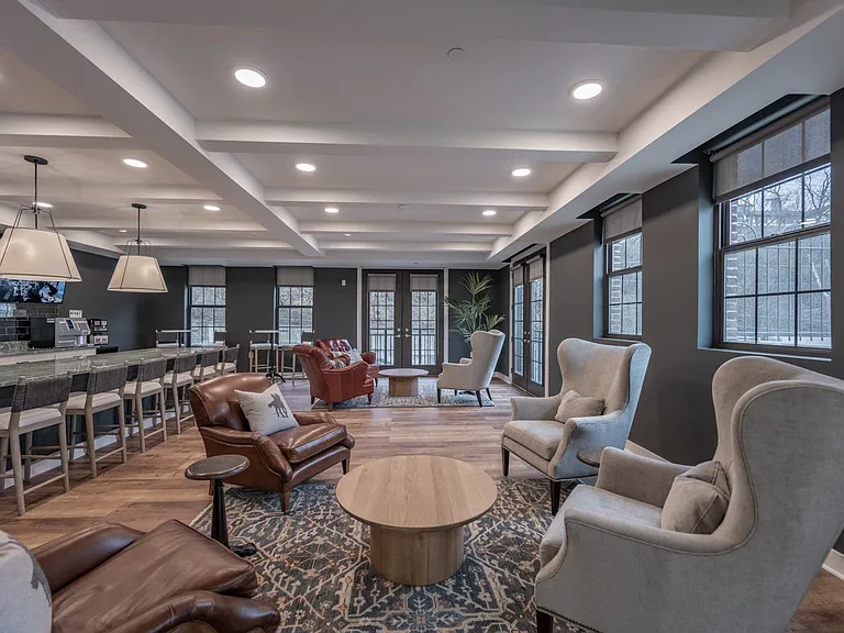 Adams Edge Apartments — Photo 21
