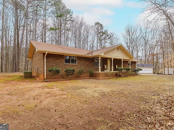3rd image of 4505 Brookwood Dr SW