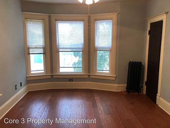 2nd image of 802 E Jefferson St APT 04