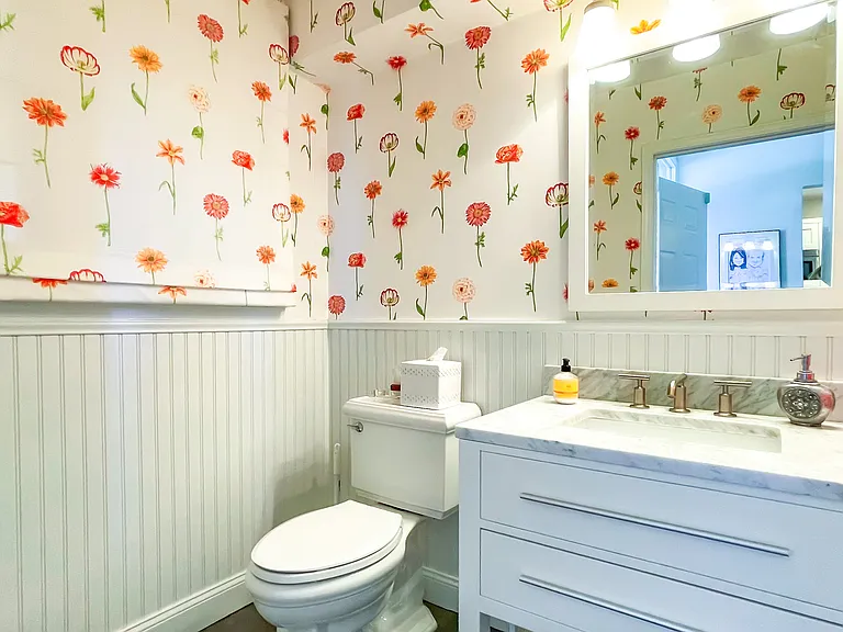 20 Hubbard Ln #106 — Photo 14