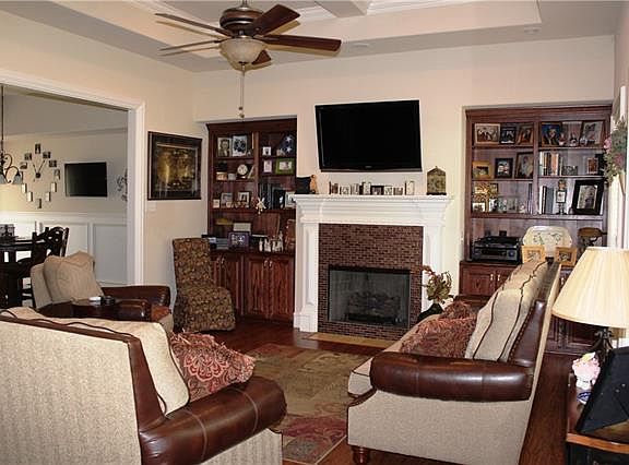 2nd image of 109 Iriquois Dr