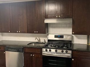 508 Humboldt St #1A, Brooklyn, NY 11222