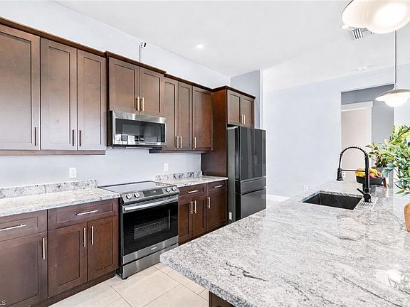 5th image of 120 SE 24th ST