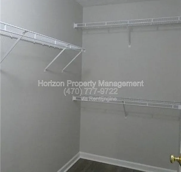 3993 Hidden Hollow Dr — Photo 9
