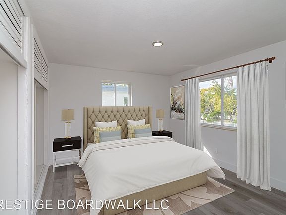 4th image of 16651 NE 18th Ave #25