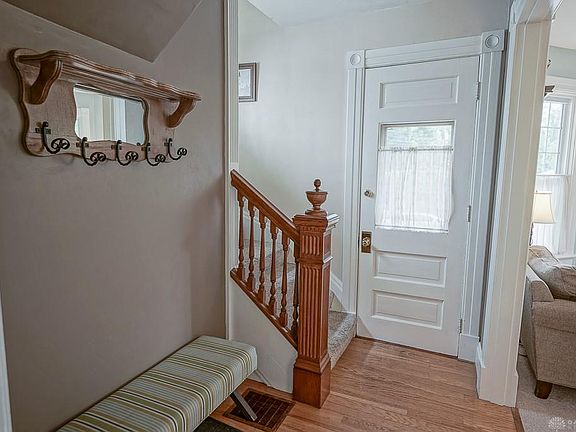 5th image of 2215 Willowgrove Ave