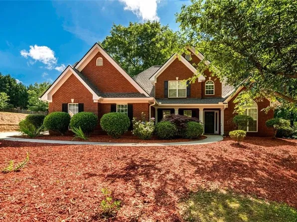 185 Glynnshire Ct, Covington, GA 30016