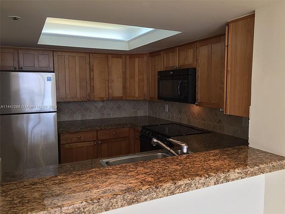 3rd image of 555 NE 15th St APT 18K