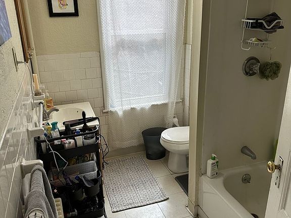 4th image of 38 Ridgemont St #22