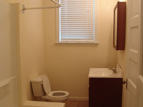 5th image of 4519 McPherson Ave APT 101