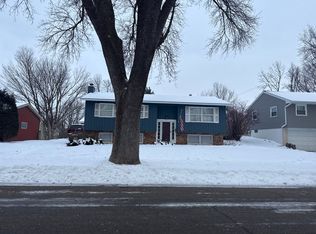 729 28th St NW, Rochester, MN 55901