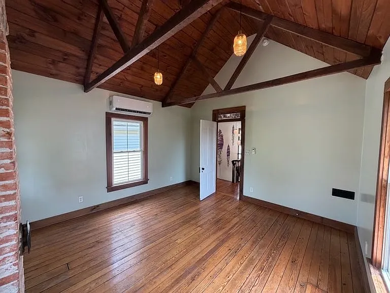 611 Randolph Ave — Photo 34