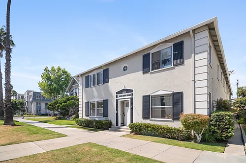 1213 E Ocean Blvd #3 Photo 1