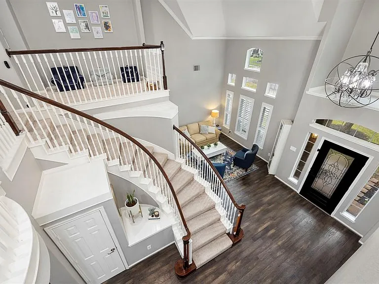 10822 Cornwall Ln — Photo 5