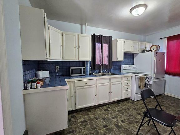 4th image of 1411 110th St