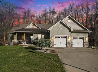 1165 Hawkins Ct, Kalamazoo, MI 49009