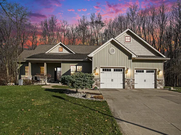 1165 Hawkins Ct, Kalamazoo, MI 49009