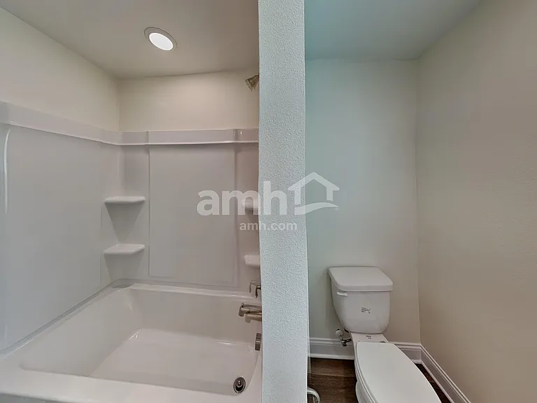 5666 Oesterle Rd — Photo 15