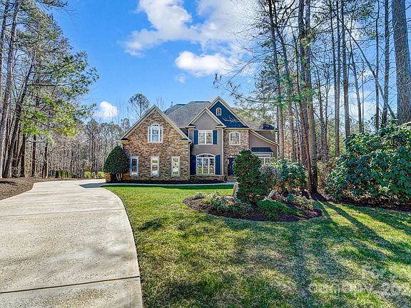 2nd image of 144 Tea Olive Ln