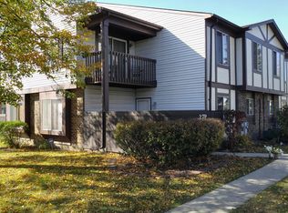 27P Fernwood Dr #27P, Bolingbrook, IL 60440