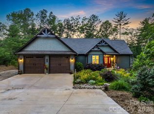 617 S Cove Rd, Mill Spring, NC 28756